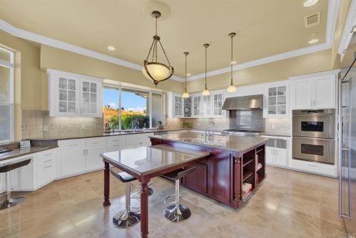 3959 Skyhawk Ln, Vacaville CA  95688-9516 exterior