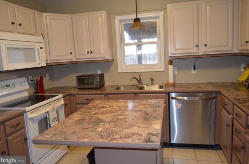 320 Cragmoor Rd, York Haven PA  17370-9053 exterior