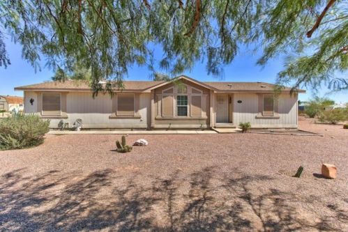 29111 225th Ave, Wittmann, AZ 85361-8691