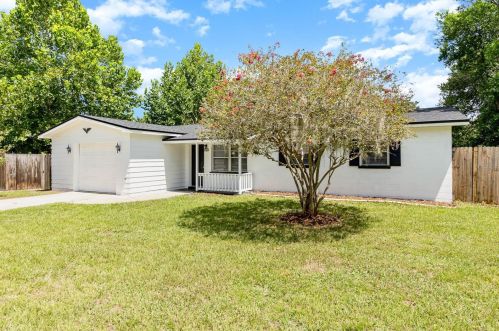 304 Sunset Dr, Sanford, FL 32773-4747