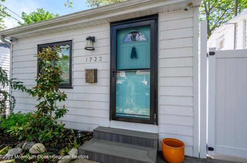 1722 Newman St, Belmar, NJ 07719-3065