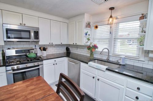 159 Smith Rd, Litchfield, CT 06787-1231