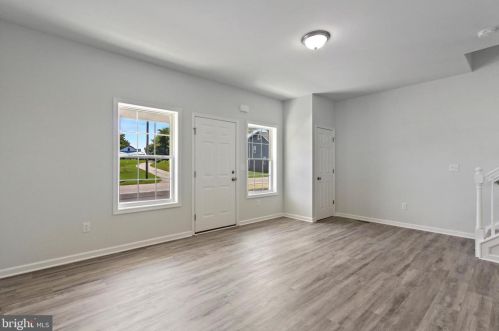 1884 Stoverstown Rd, Spring Grove, PA 17362-7802