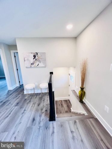 3209 Bayfield Dr, Woodbridge VA  22193-1301 exterior