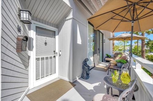 16 Wild Goose Ct, Newport Beach, CA 92663-2343