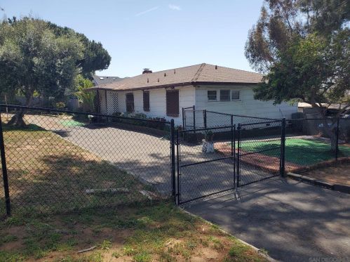 3229 Highland Dr, Carlsbad, CA 92008-1919