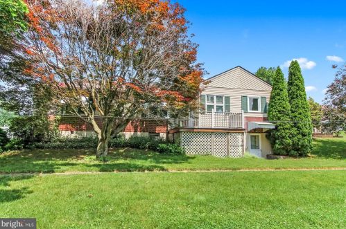 41 Blossom Ln, Schuylkill Haven PA  17972-1808 exterior