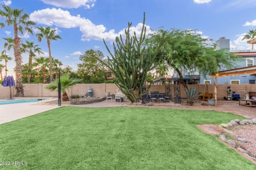 19640 19th Pl, Phoenix AZ  85024-1244 exterior