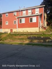 30 Spring St, New Hamburg NY  12590-1637 exterior