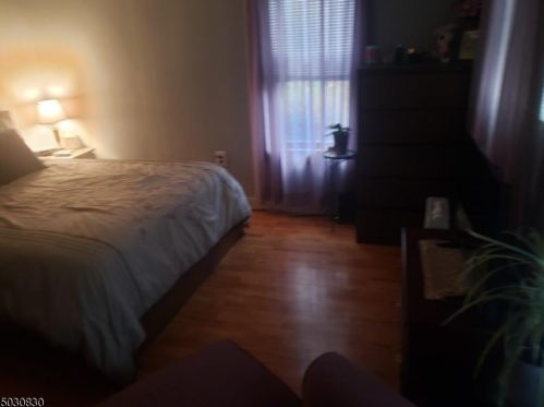 4 Clove Ave, Wantage NJ  07461-1902 exterior