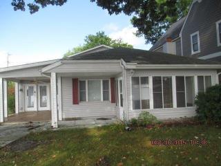 947 Maple Ave, Hebron, OH 43025-9755