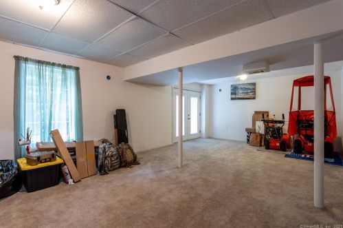 371 Fox Rd, Putnam CT  06260-2732 exterior