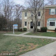 12221 Cinnamon St, Woodbridge, VA 22192-1709