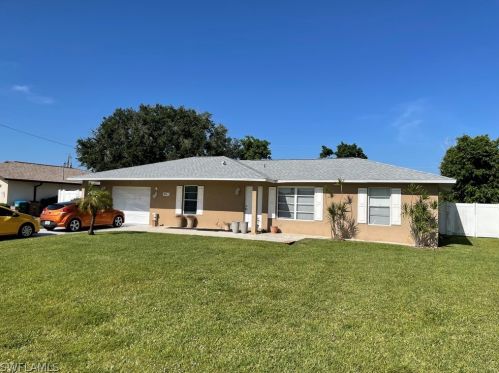 40 10th Ave, Cape Coral, FL 33909-2625