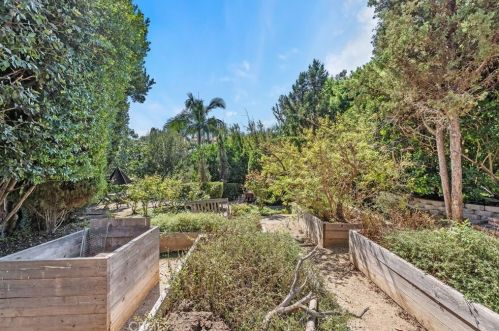 5072 Grandview Ave, Yorba Linda CA 92886-4239 exterior