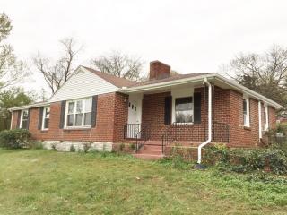 720 Dickerson Pike, Goodlettsville, TN 37072-1303
