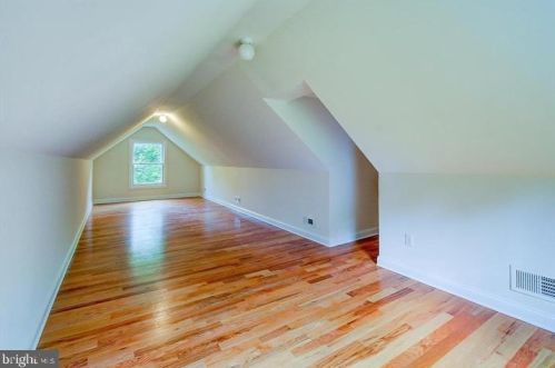 502 Cherry Valley Rd, Princeton NJ  08540-7681 exterior