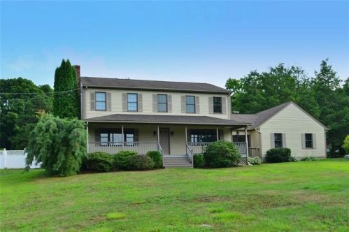 148 Winsor Ave, Providence, RI 02919-1014