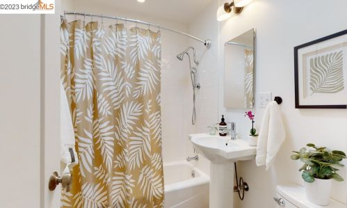 1319 Curtis, Berkeley CA 94702-1003 exterior