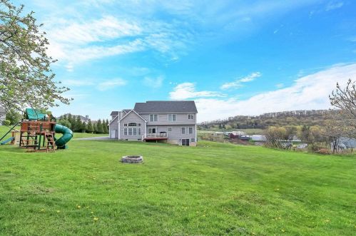 6 Austin Way, Marlborough NY  12542-5539 exterior