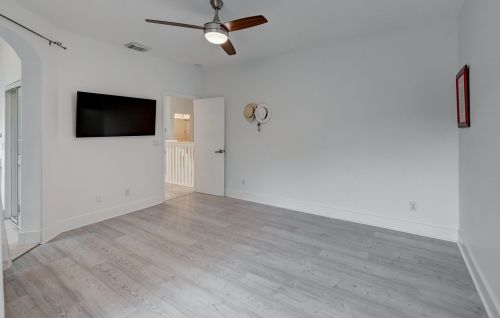 7865 19 Ct, Hollywood FL  33024-0923 exterior