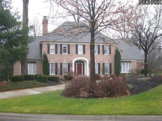 5574 Fox Tail Cir, Canton, OH 44718-1476