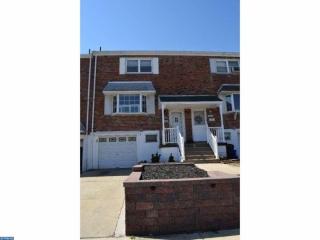 10814 Rayland Rd, Philadelphia, PA 19154-4030
