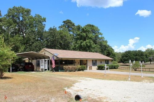 244 Pipeline Rd, Chita, TX 75862-4718