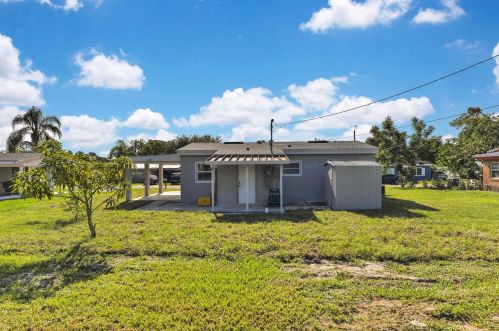 406 Walter Ave, West Frost Proof FL  33843-9750 exterior