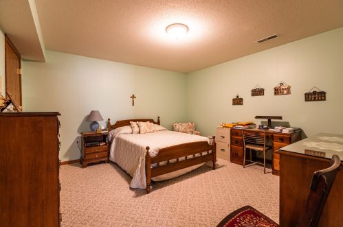 3304 Rosehill Pl, La Crosse WI  54601-8372 exterior