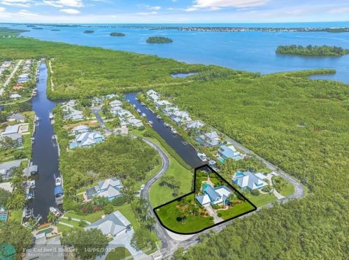 660 23rd St, Vero Beach, FL 32962-8313