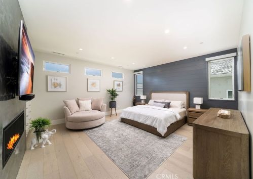 231 Seal Beach Blvd, Seal Beach CA  90740-2633 exterior