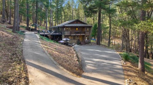 14031 Fifield Rd, Grass Valley, CA 95945-8681