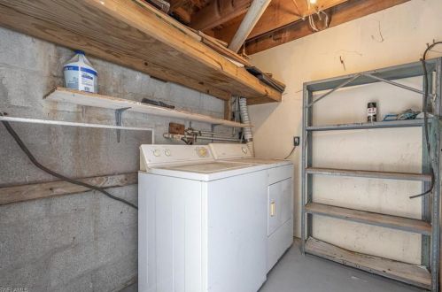 1047 Schooner Ln, Moore Haven FL  33471-8231 exterior