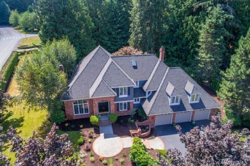 15703 223rd Ave, Woodinville, WA 98077-7483