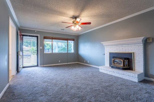 827 Grant Ave, Manteca CA  95336-3727 exterior