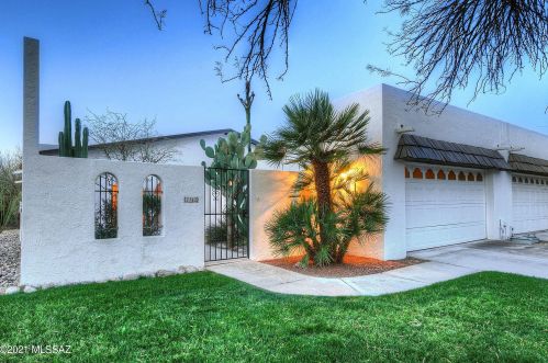 7142 Sabino Vista Cir, Tucson, AZ 85750-2630
