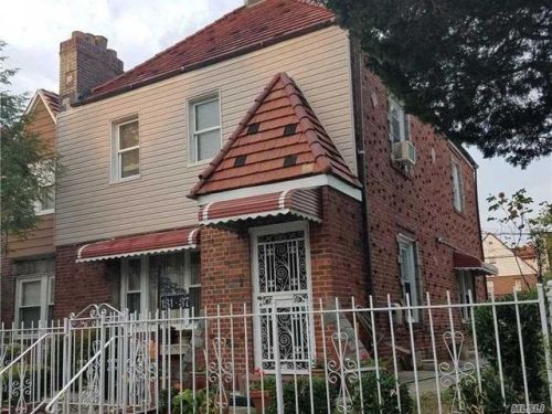 13137 226th St, Jamaica, NY 11413-1733