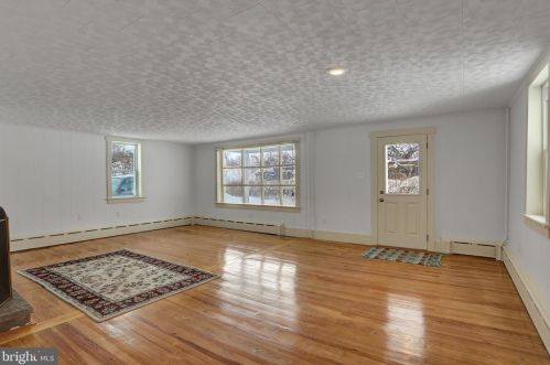 1296 Creek Rd, Pitman, PA 17964-9128