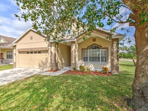 10880 Newbridge Dr, Riverview, FL 33579-7762