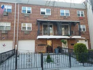 25 Mcguinness Blvd, Brooklyn, NY 11222-4001