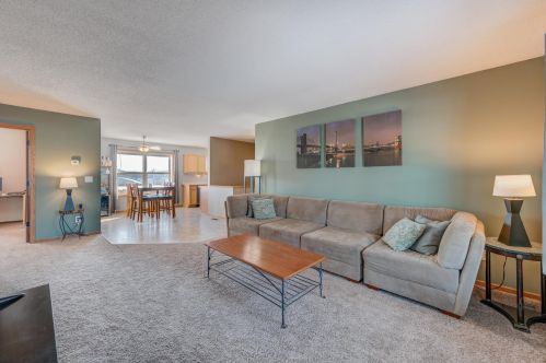 376 Cedar St, Hammond, WI 54002-4934