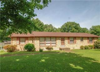 167 Roberta Dr, Hendersonville, TN 37075-5321