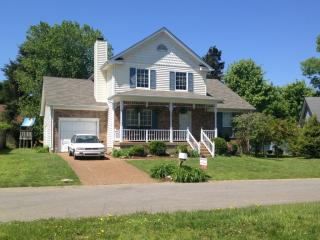 116 Newcastle Ct, Goodlettsville, TN 37072-2135