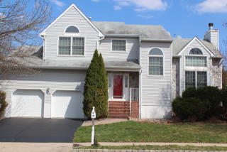 18 Simonson Ln, Millstone NJ  08844-5249 exterior