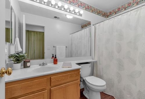 631 Talbot Dr, Hollister CA  95023-5637 exterior