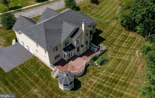 38 Evergreen Pl, Chadds Ford, PA 19317-9691