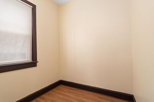 1229 Mckinley Ave, Milwaukee WI 53205-2534 exterior