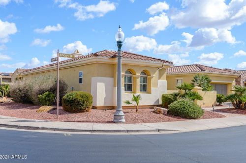 13316 Rincon Dr, Sun City, AZ 85375-1616
