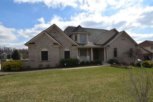 985 Reigh Count Dr, Hamilton, KY 41091-8045